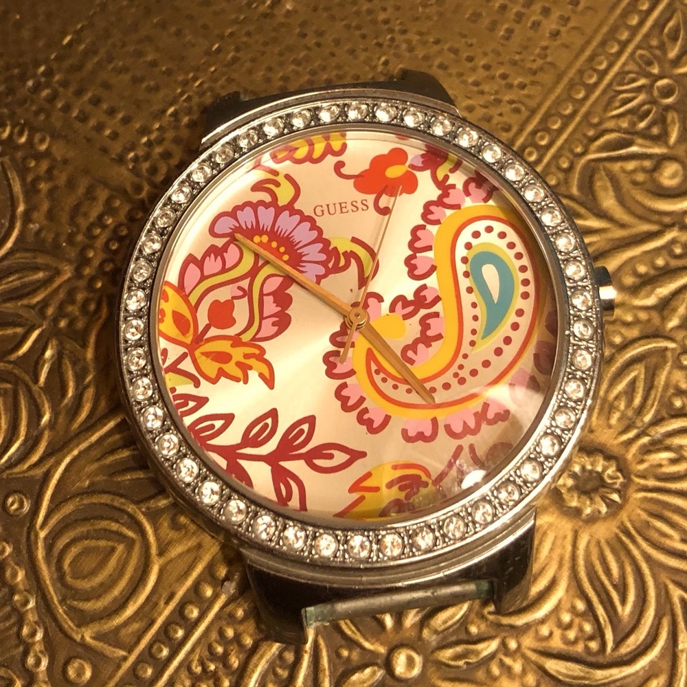 GUESS PAISLEY WATCH face